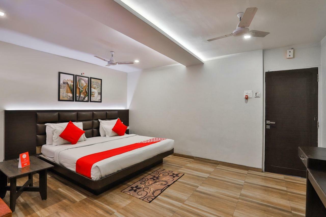 Hotel Sai Kripa Imperial Даман Экстерьер фото